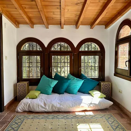 Casa De La Alberzana Granada
